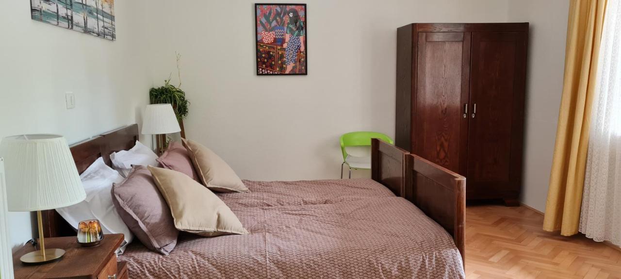Nona Bb Bed & Breakfast โพสโตยนา ภายนอก รูปภาพ