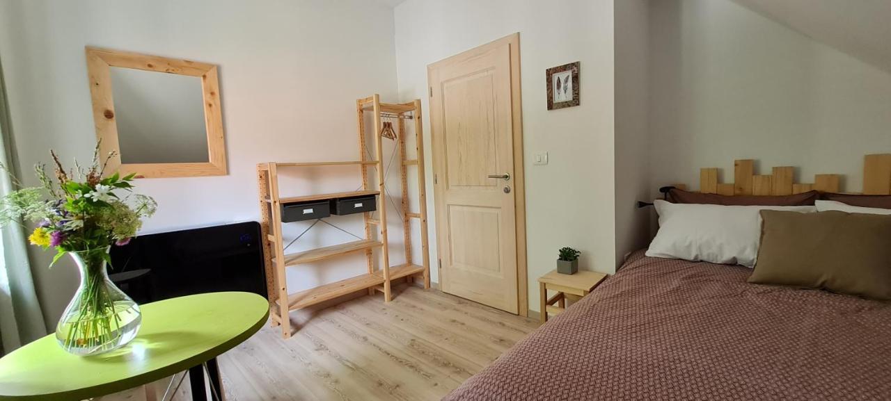 Nona Bb Bed & Breakfast โพสโตยนา ภายนอก รูปภาพ
