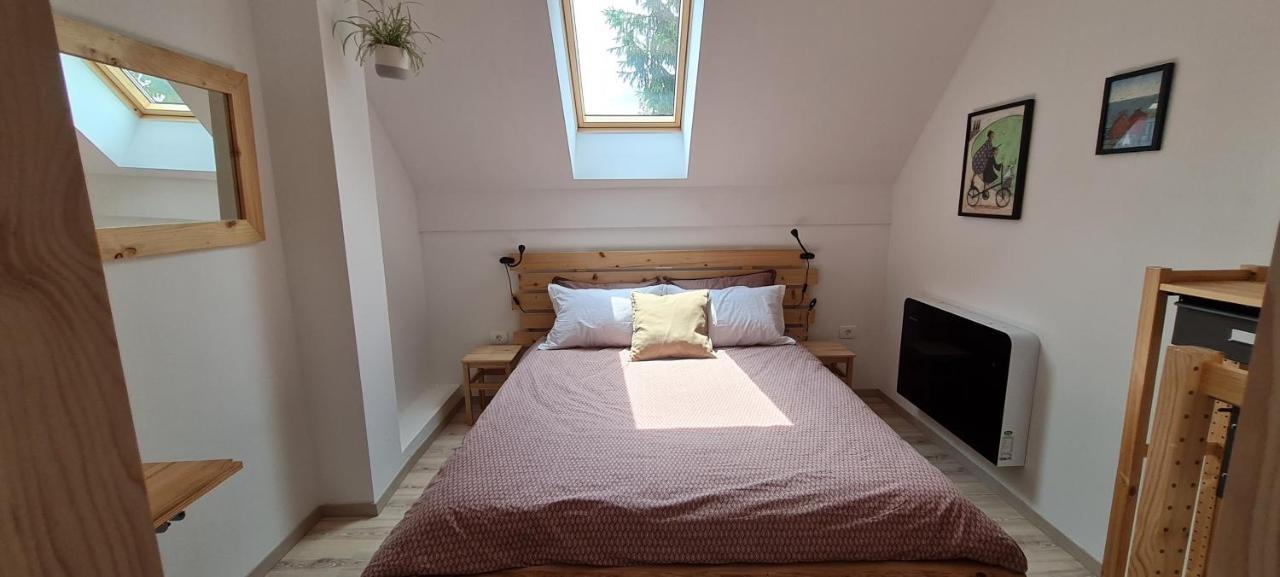 Nona Bb Bed & Breakfast โพสโตยนา ภายนอก รูปภาพ